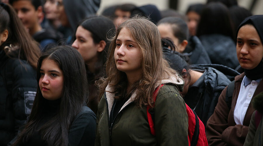 Depremin vurduğu Gaziantep’te ders zili çaldı Depremin vurduğu Gaziantep’te ders zili çaldı