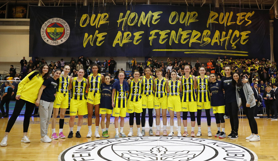 Fenerbahçe Alagöz Holding çeyrek final serisine galibiyetle başladı Fenerbahçe Alagöz Holding çeyrek final serisine galibiyetle başladı