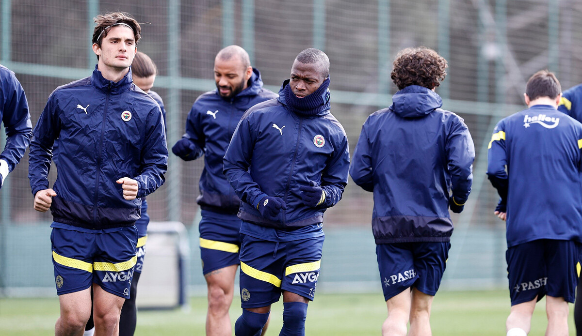Kadıköy’e hücum: Scout'lar Fenerbahçe'nin yıldızları için geliyor Kadıköy’e hücum: Scout'lar Fenerbahçe'nin yıldızları için geliyor