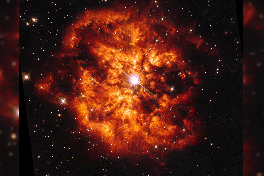 NASA'nın James Webb Uzay Teleskobu ölmekte olan bir yıldızı görüntüledi