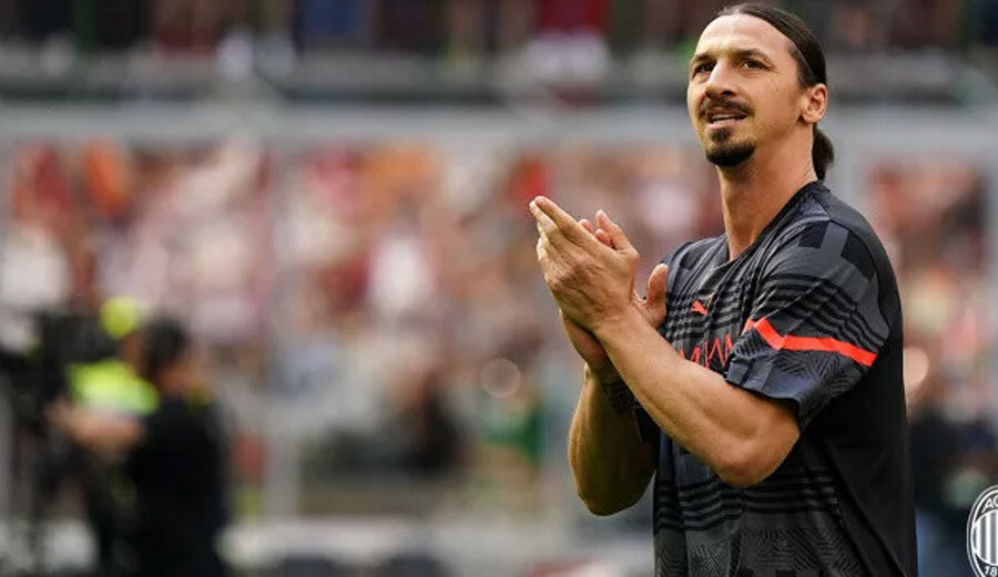 Yaşlanmayan futbolcu Zlatan İbrahimovic 41 yaşında İsveç Milli Takımı'na geri dönüyor