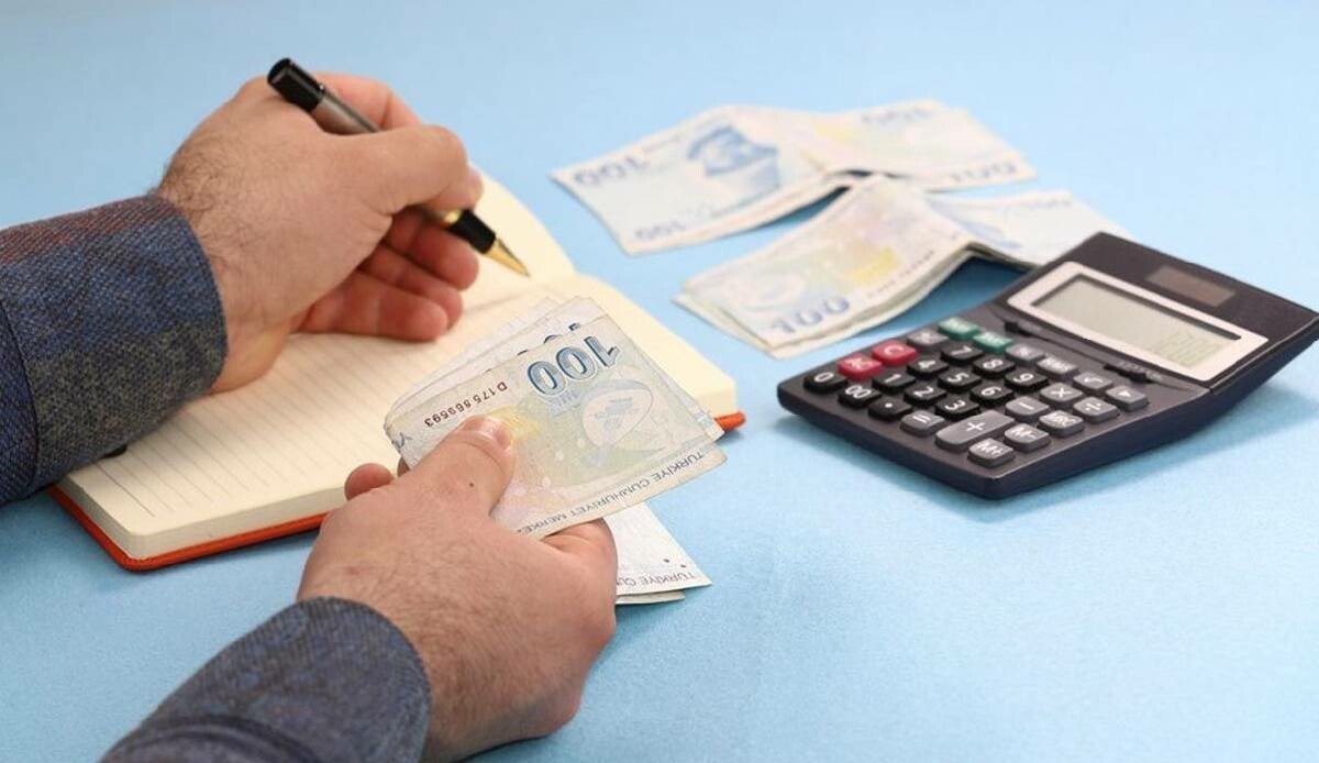 Erken emekli olmak isteyenlere özel kredi! SGK prim borcu olanları emekli edecek paket duyuruldu