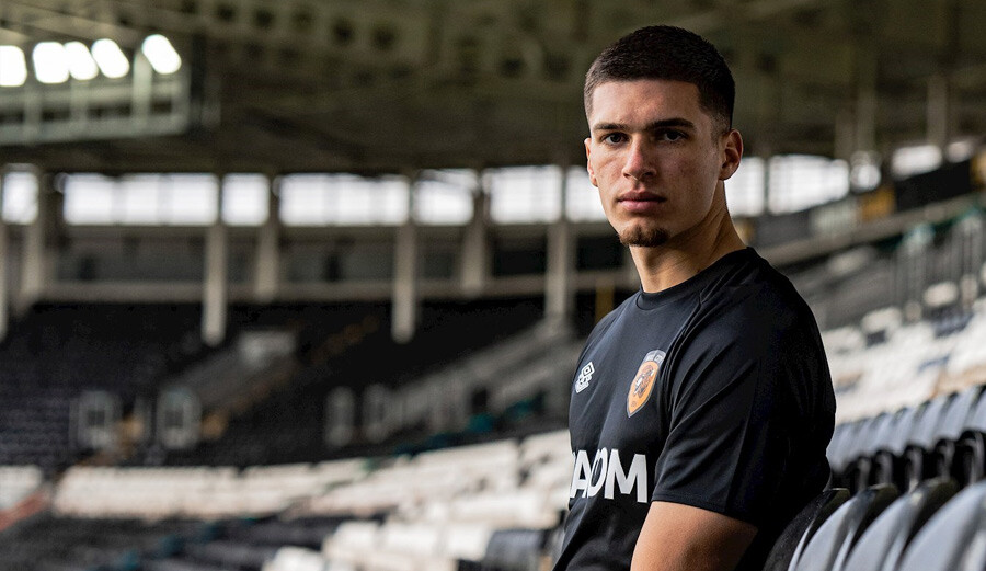 Hull City'ye Chelsea'den transfer! Xavier Simons'un bonservisi alındı