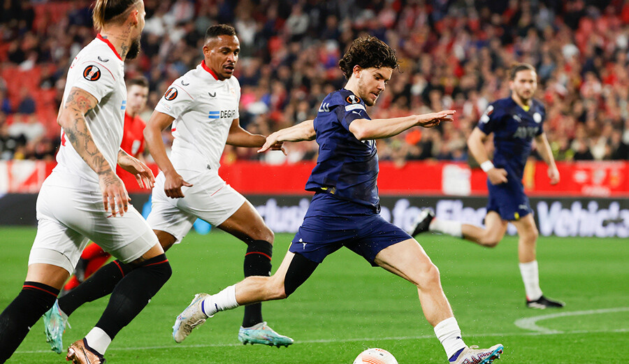 Hedef çeyrek final! Fenerbahçe, Sevilla'yı konuk ediyor