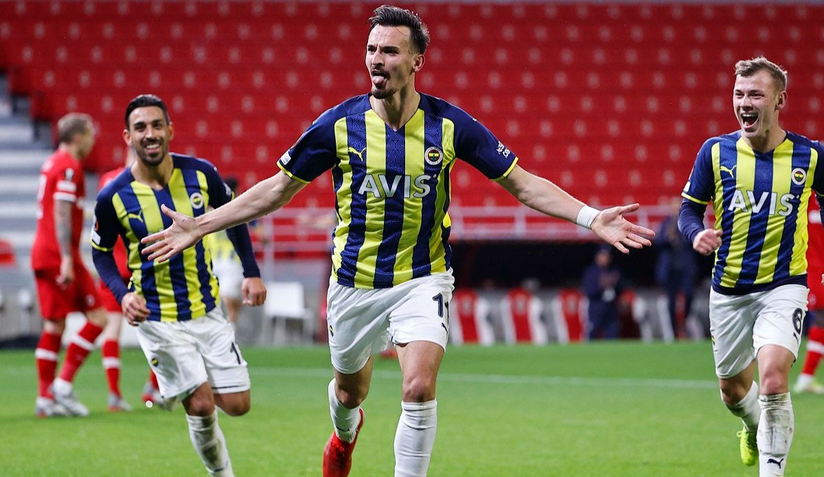 Fenerbahçe'den beğenilmediği için gönderilen Alman golcü milli takıma seçildi Fenerbahçe'den beğenilmediği için gönderilen Alman golcü milli takıma seçildi