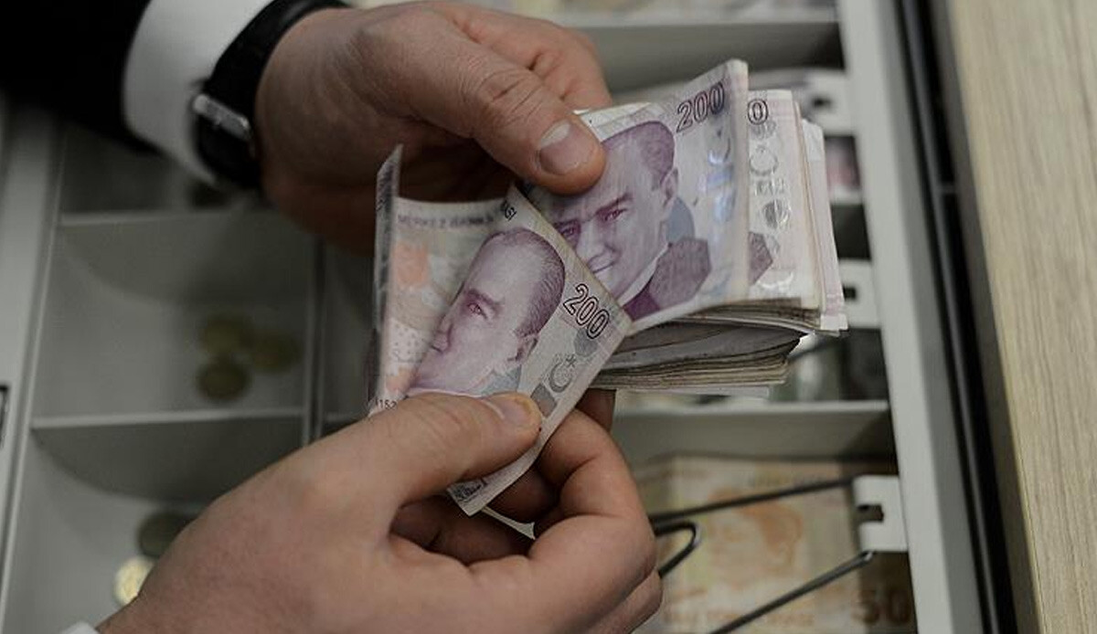 Milyonlarca EYT'li gün sayıyor! EYT maaş hesaplamasında tablo belli oldu! EYT'liler ne kadar maaş alacak?
