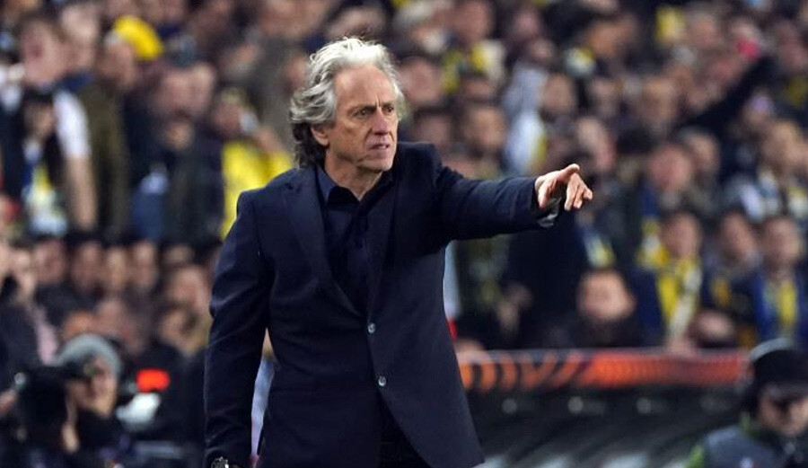 Galatasaray Başkanı Dursun Özbek'ten Jorge Jesus'un sözlerine cevap gecikmedi