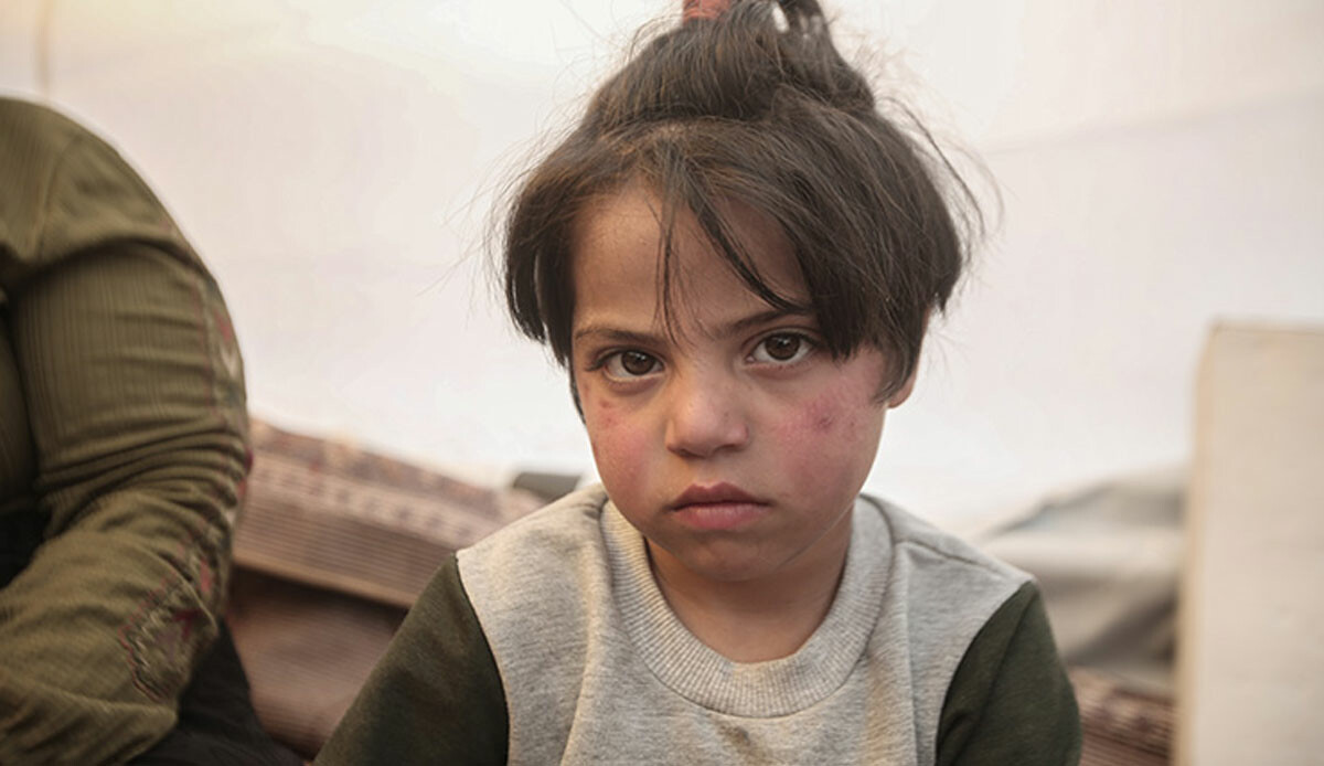 Tüm ailesini depremde kaybetti, hayattan koptu: 4 yaşındaki Hedil ne konuşuyor ne ağlıyor Tüm ailesini depremde kaybetti, hayattan koptu: 4 yaşındaki Hedil ne konuşuyor ne ağlıyor
