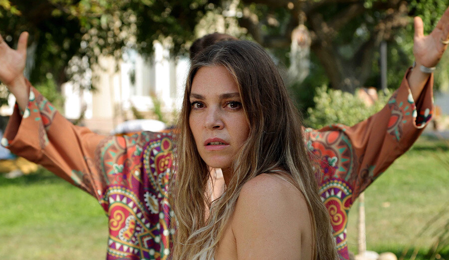 Mehmet Günsür ve Aslı Enver'i bir araya getiren ‘Arayış’ dizisinden ilk fotoğraflar geldi