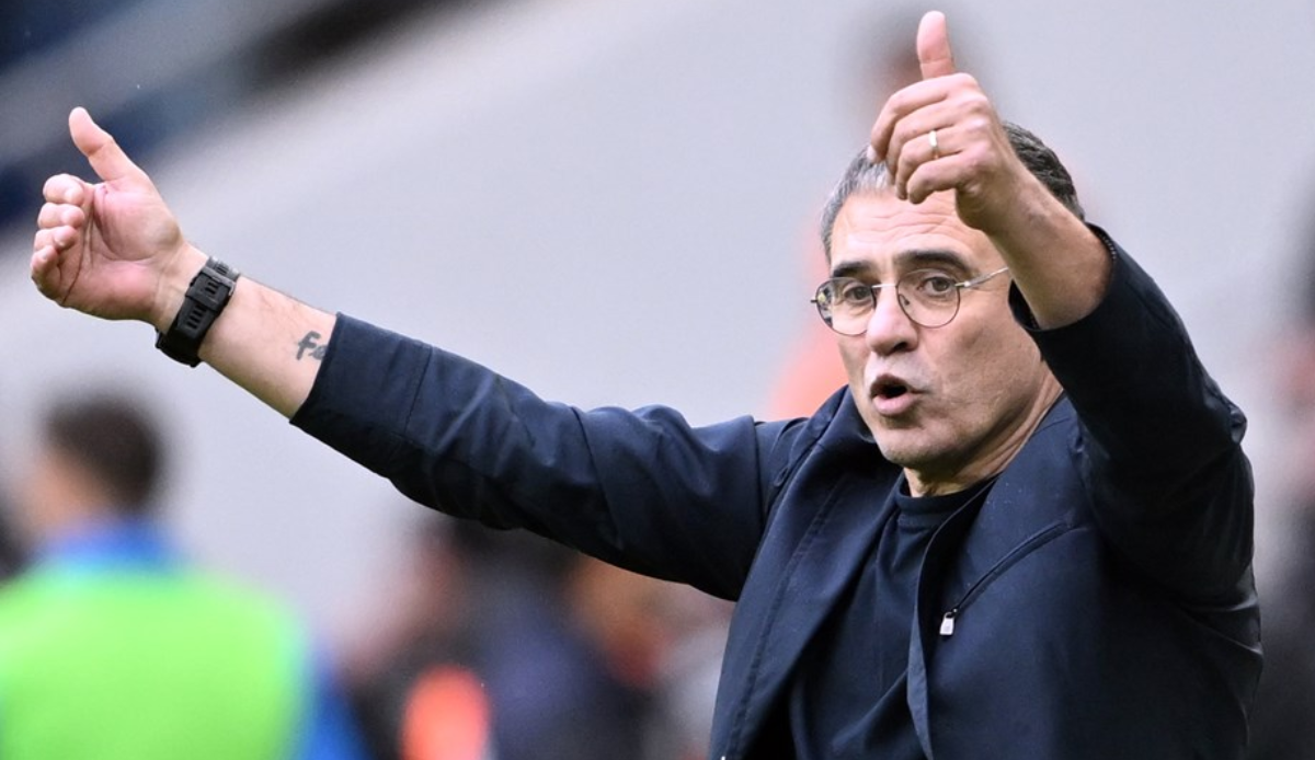 Ersun Yanal, Fenerbahçe yenilgisini yorumladı: Futbola ihanet ediyoruz Ersun Yanal, Fenerbahçe yenilgisini yorumladı: Futbola ihanet ediyoruz