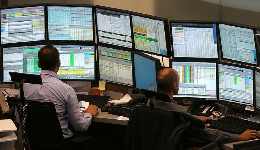 Credit Suisse AT1 tahvil sahipleri yasal yolları değerlendiriyor