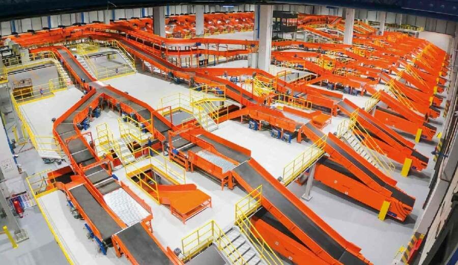 Yurtiçi Kargo, sektörünün en başarılı markası seçildi