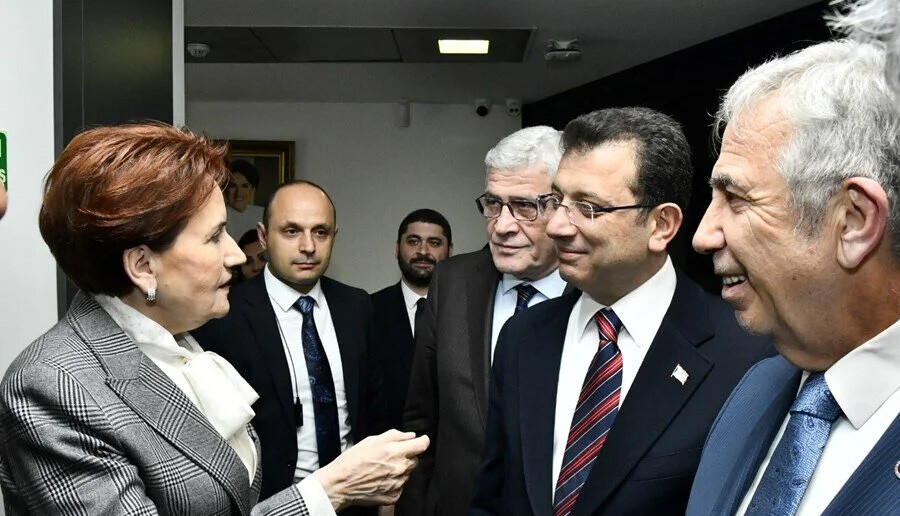 İYİ Partili isimden itiraf gibi açıklama: 25-30 bin kişi istifa etti İYİ Partili isimden itiraf gibi açıklama: 25-30 bin kişi istifa etti