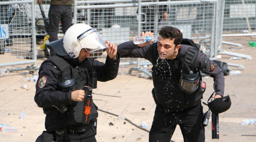 Nevruz kutlamasındaki terör propagandasına soruşturma: 186 şüpheli gözaltına alındı