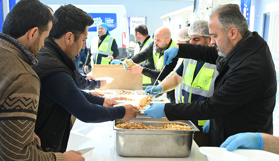 Ramazan'da Bursa bir başka güzel