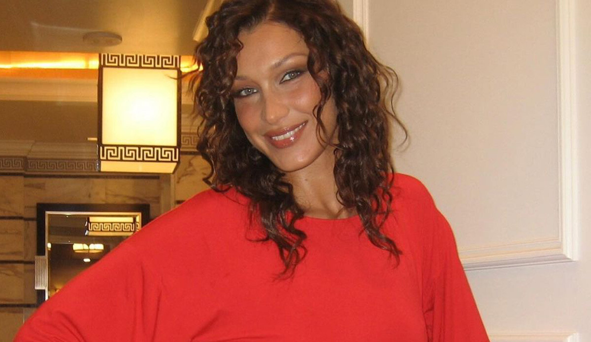 Dünyaca ünlü model Bella Hadid’in ramazan paylaşımına yorum yağdı Dünyaca ünlü model Bella Hadid’in ramazan paylaşımına yorum yağdı