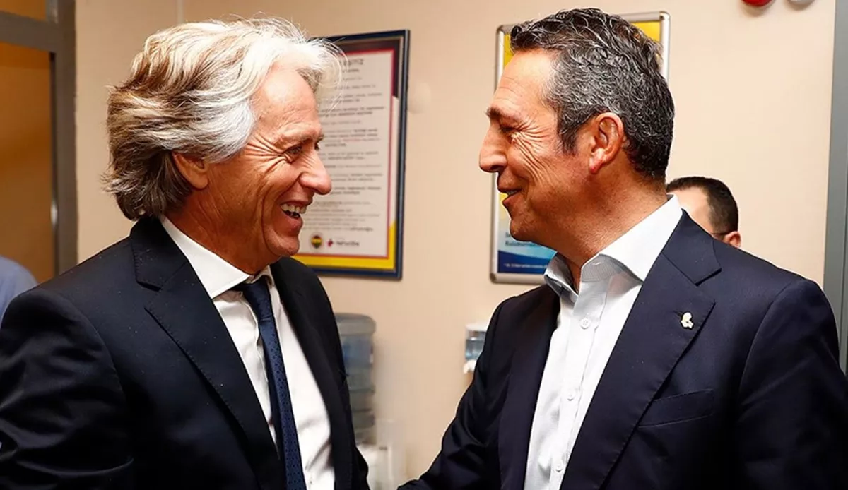 Jorge Jesus kalmak için 4 şart sundu! Ali Koç kabul ederse sözleşme uzayacak Jorge Jesus kalmak için 4 şart sundu! Ali Koç kabul ederse sözleşme uzayacak