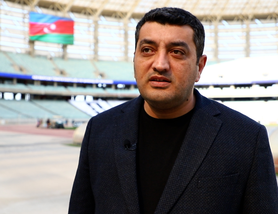 Azerbaycan'da Galatasaray coşkusu! Binlerce taraftar tarihi maçın heyecanını yaşıyor Azerbaycan'da Galatasaray coşkusu! Binlerce taraftar tarihi maçın heyecanını yaşıyor