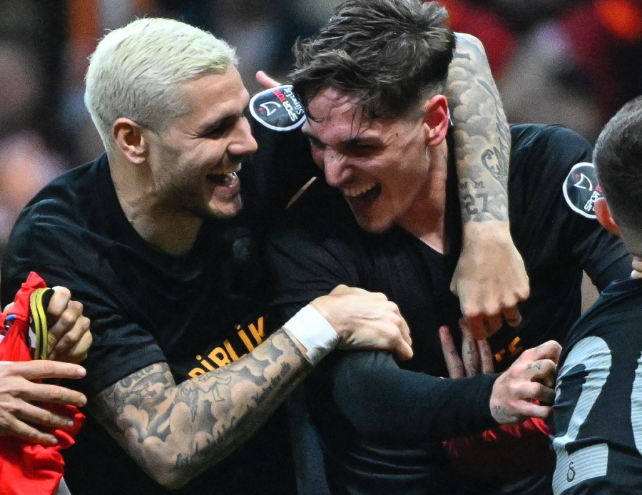 Zaniolo'nun menajerinden Fenerbahçe açıklaması! İtalyan oyuncu Galatasaray taraftarını şaşırttı Zaniolo'nun menajerinden Fenerbahçe açıklaması! İtalyan oyuncu Galatasaray taraftarını şaşırttı