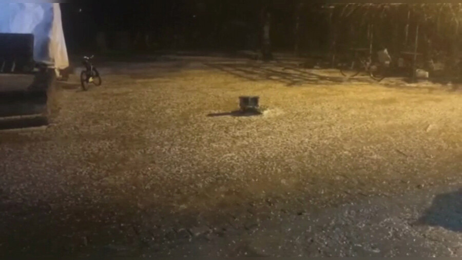 Sağanak etkisini artırdı, Şanlıurfa'da yollar göle döndü