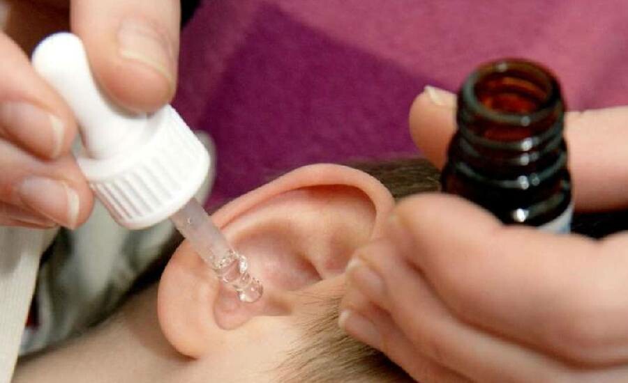 Kulak, göz ve burun damlası orucu bozar mı?