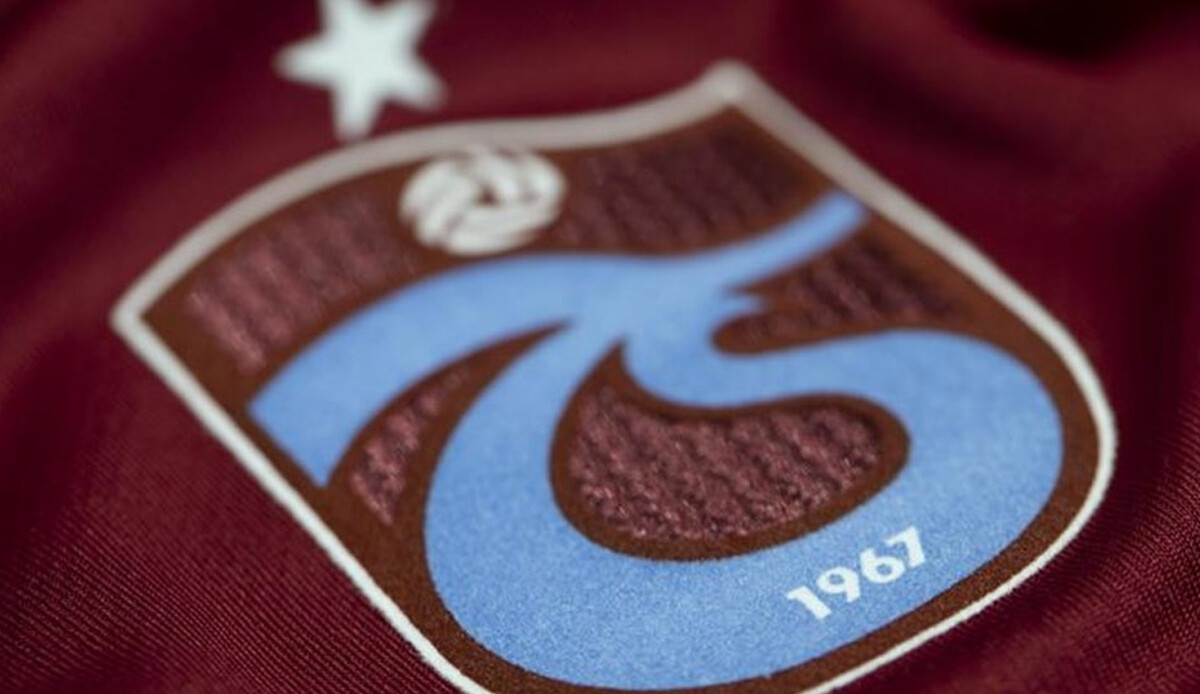 Trabzonspor'da kongre vakti: Ağaoğlu alkışlarla Trabzonspor'da kongre vakti: Ağaoğlu alkışlarla