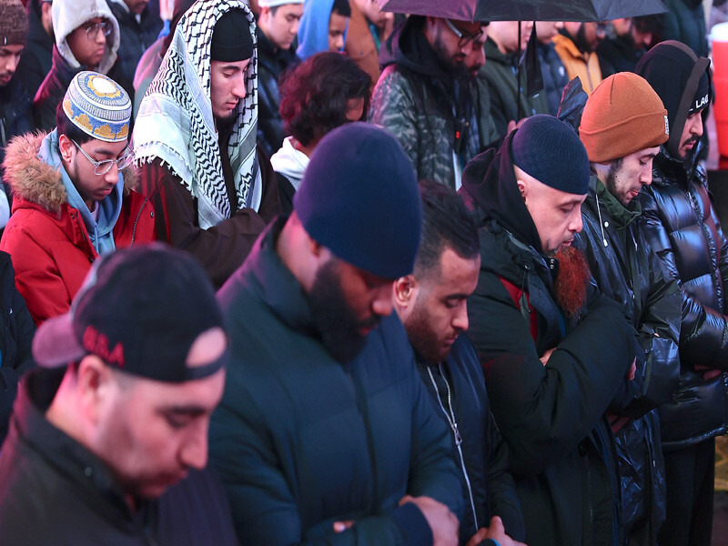 New York Times'da iftar ve teravih