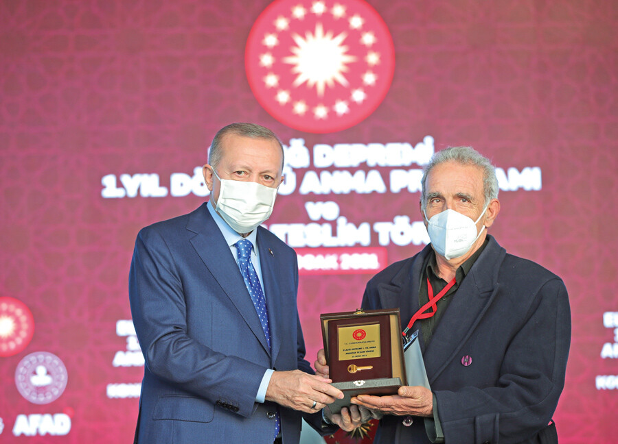 Afetzedelere 33 bin 821 konut teslimi Afetzedelere 33 bin 821 konut teslimi
