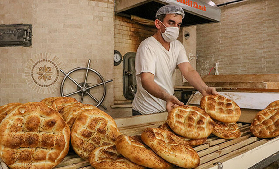 Pidede fiyat tutmuyor: 5 liraya da satan var 20 liraya da Pidede fiyat tutmuyor: 5 liraya da satan var 20 liraya da