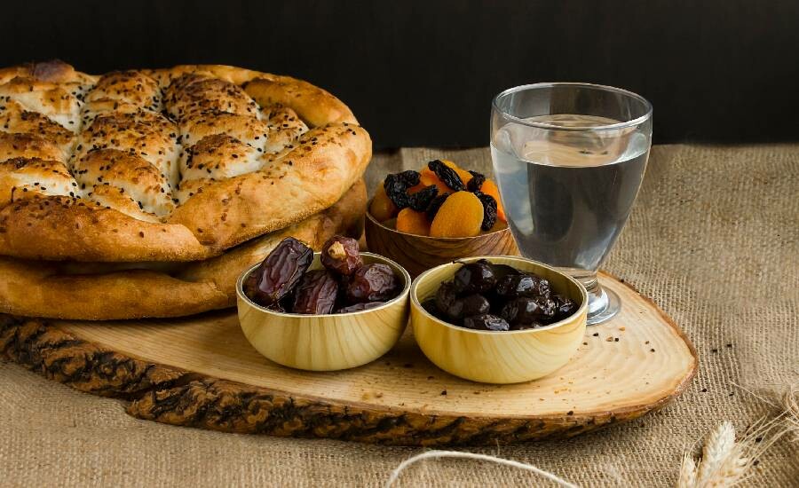 Hem doyurucu hem besleyici sahur tarifi! 5 dakika içinde hazır Hem doyurucu hem besleyici sahur tarifi! 5 dakika içinde hazır