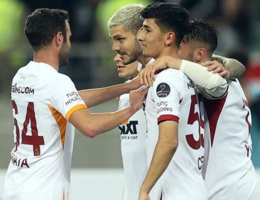 Galatasaray'da beklenen ayrılık gerçekleşiyor! Milli oyuncunun transferi Avrupa'da gündem olmuştu