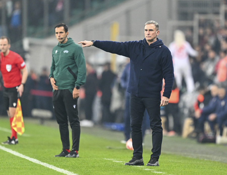 Stefan Kuntz istifa mı etti? TFF'nin ilk tercihi belli oldu Stefan Kuntz istifa mı etti? TFF'nin ilk tercihi belli oldu
