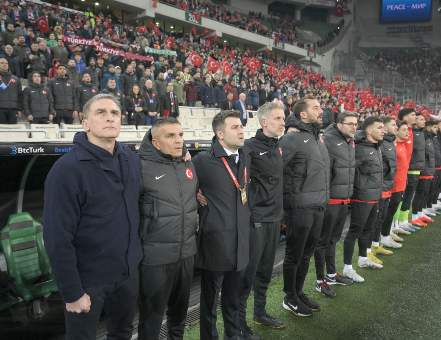 Stefan Kuntz istifa mı etti? TFF'nin ilk tercihi belli oldu Stefan Kuntz istifa mı etti? TFF'nin ilk tercihi belli oldu