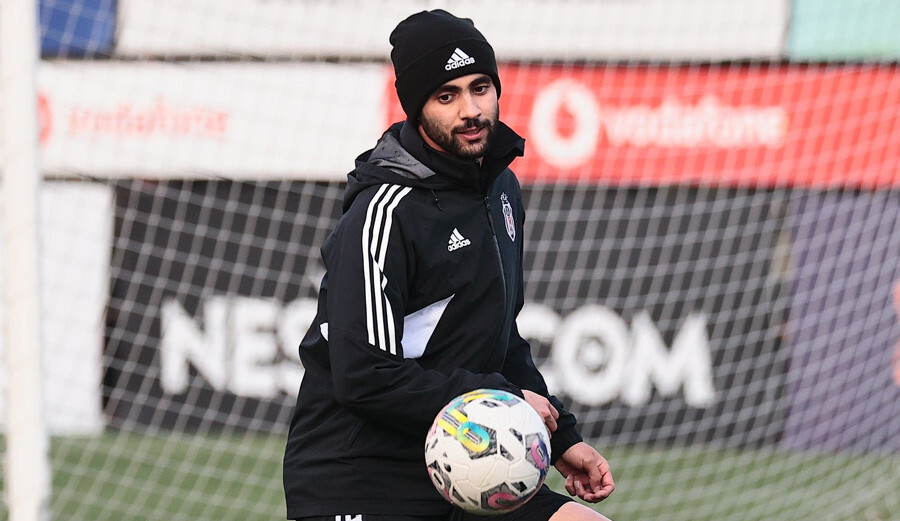 Rachid Ghezzal Fenerbahçe'ye bileniyor! Beşiktaş'ın yıldızından derbi sözleri