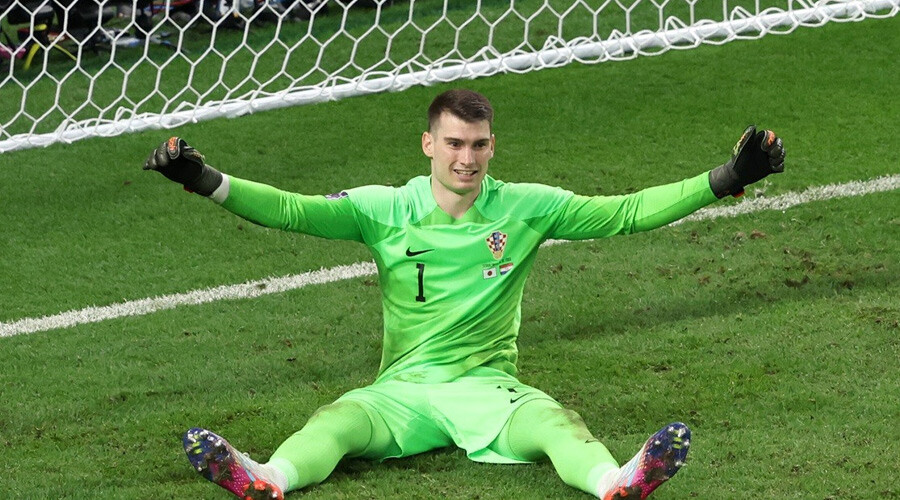 Galatasaray'da transfer harekatı! Yıldız isim için düğmeye basıldı Galatasaray'da transfer harekatı! Yıldız isim için düğmeye basıldı