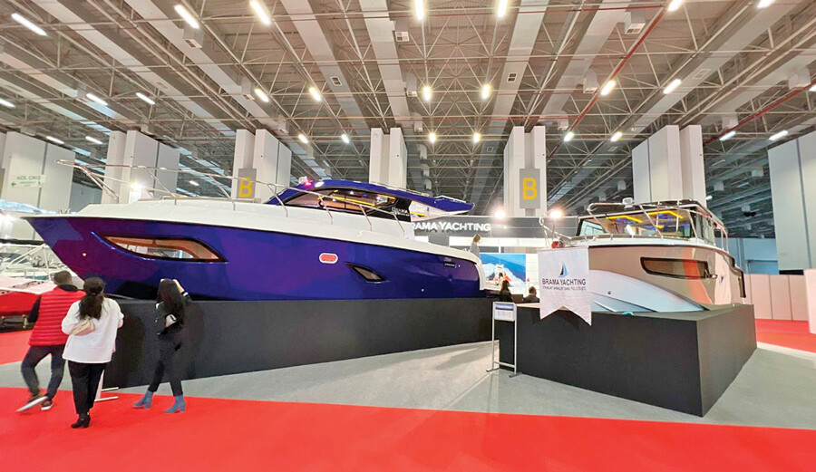 Tekneler görücüye çıktı: Karada 500 milyonluk çıkarma