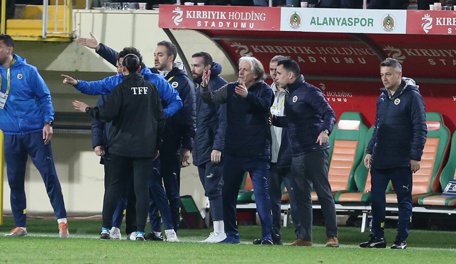 Son Dakika! Tahkim Kurulu'ndan Galatasaray'a iyi, Fenerbahçe'ye kötü haber Son Dakika! Tahkim Kurulu'ndan Galatasaray'a iyi, Fenerbahçe'ye kötü haber
