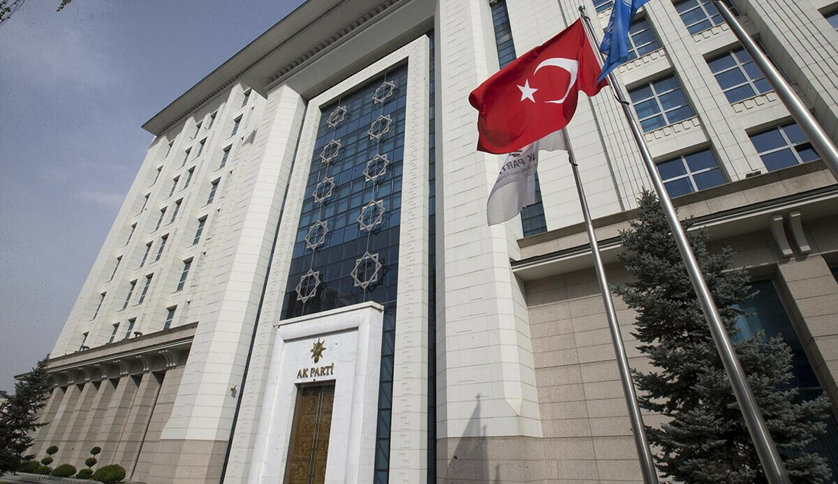 AK Parti'de milletvekili adayları belirleniyor: Günde bin kişi mülakatta AK Parti'de milletvekili adayları belirleniyor: Günde bin kişi mülakatta