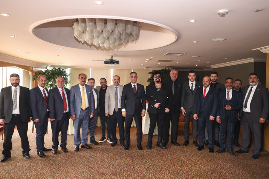 Romanlar, 14 Mayıs’taki seçimde ‘Cumhurbaşkanı Erdoğan’ dedi: 2 federasyon kamuoyuna duyurdu Romanlar, 14 Mayıs’taki seçimde ‘Cumhurbaşkanı Erdoğan’ dedi: 2 federasyon kamuoyuna duyurdu