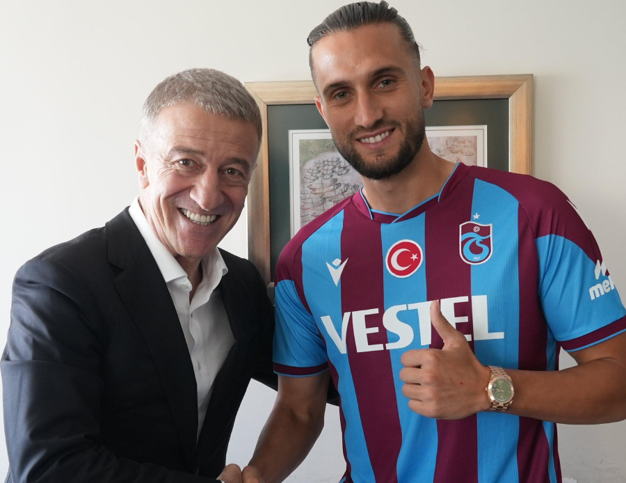 Yusuf Yazıcı neye uğradığını şaşırdı! Trabzonsporlu taraftarlar milli oyuncuyu ıslıkladı! İşte nedeni Yusuf Yazıcı neye uğradığını şaşırdı! Trabzonsporlu taraftarlar milli oyuncuyu ıslıkladı! İşte nedeni