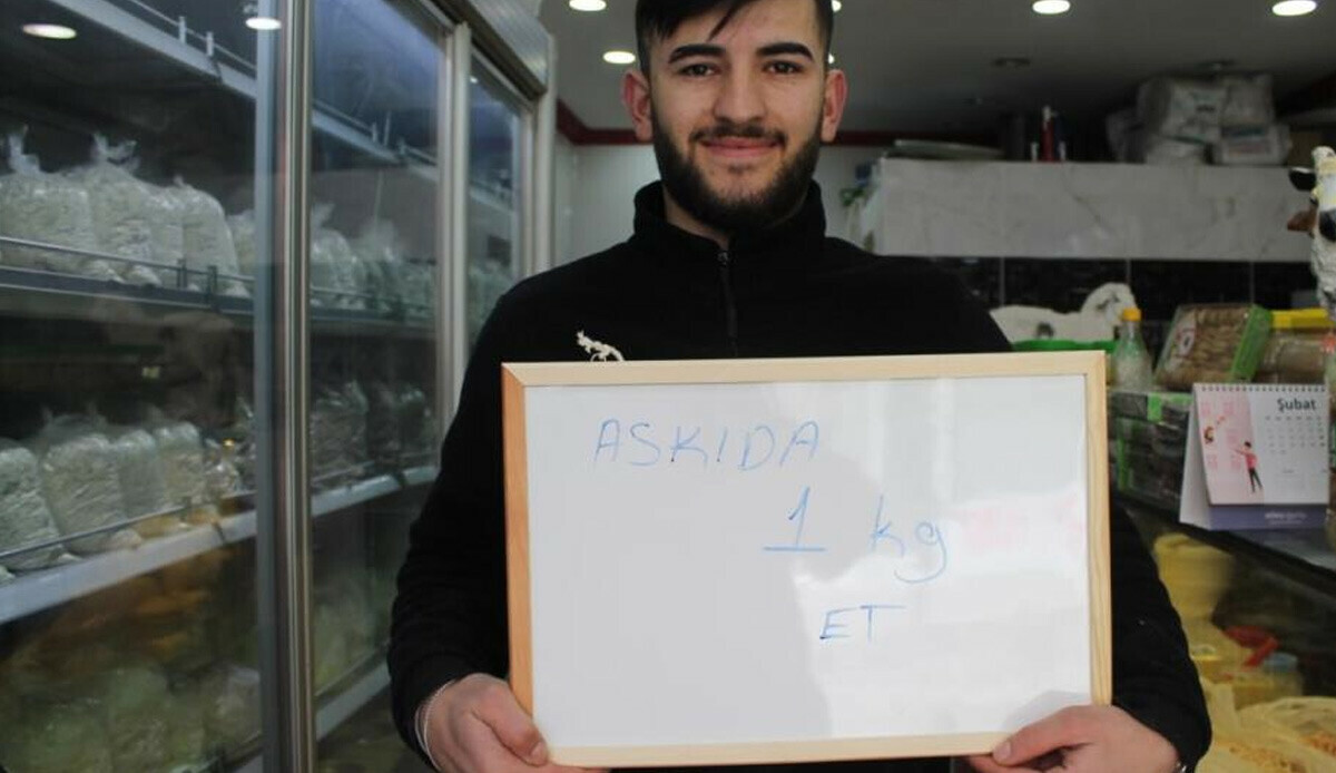 Kasaplardan alkışlanacak hareket! Askıda ekmek ve askıda faturanın ardından bir yenisi daha: Askıda et uygulaması yoğun ilgi gördü, büyük  beğeni topladı