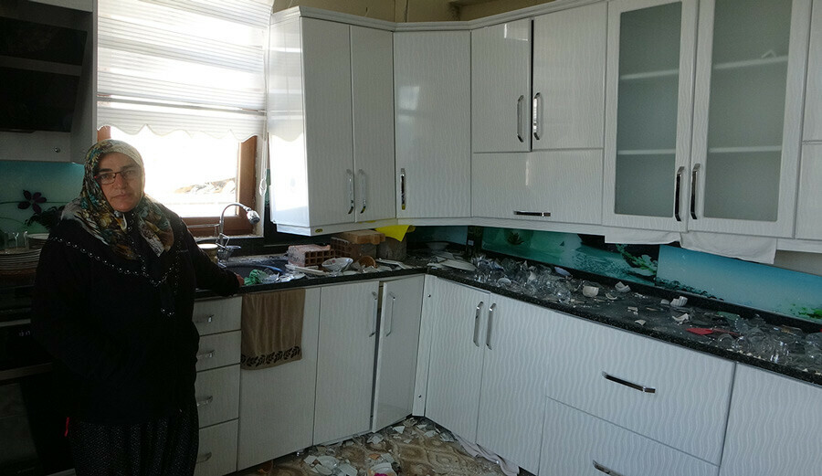 Villadan çadıra uzanan hikaye: 4 milyon liraya satılıyorlardı, hepsi oturulamaz durumda