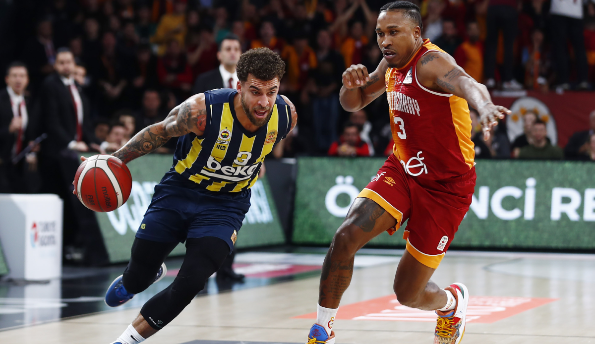 Potada dev derbi! Fenerbahçe, Galatasaray'ı konuk edecek Potada dev derbi! Fenerbahçe, Galatasaray'ı konuk edecek