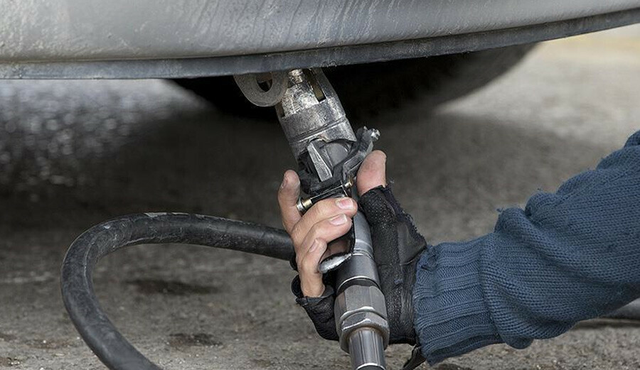 Araç sahiplerini sevindiren gelişme: 2 lirayı aşan indirim yolda Araç sahiplerini sevindiren gelişme: 2 lirayı aşan indirim yolda