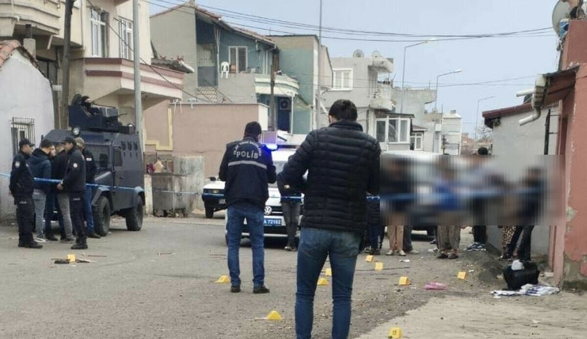 Tekirdağ&#039;da aileler çatıştı, çok sayıda ölü ve yaralı var