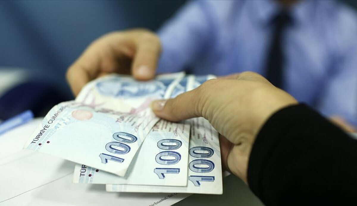 YÖK müjdeyi duyurdu! Lisans ve lisansüstü öğrencilerin burs miktarları arttı YÖK müjdeyi duyurdu! Lisans ve lisansüstü öğrencilerin burs miktarları arttı