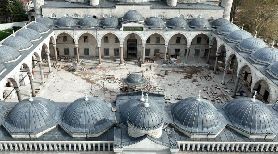 Yeniden ibadete açılmasına son 17 gün! Sultanahmet Camii Ramazan’a yetişecek Yeniden ibadete açılmasına son 17 gün! Sultanahmet Camii Ramazan’a yetişecek