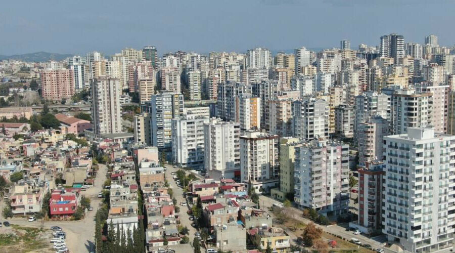 Fiyatlar düşer diye beklenirken depremin vurduğu ilçede kiralar yükselişe geçti!