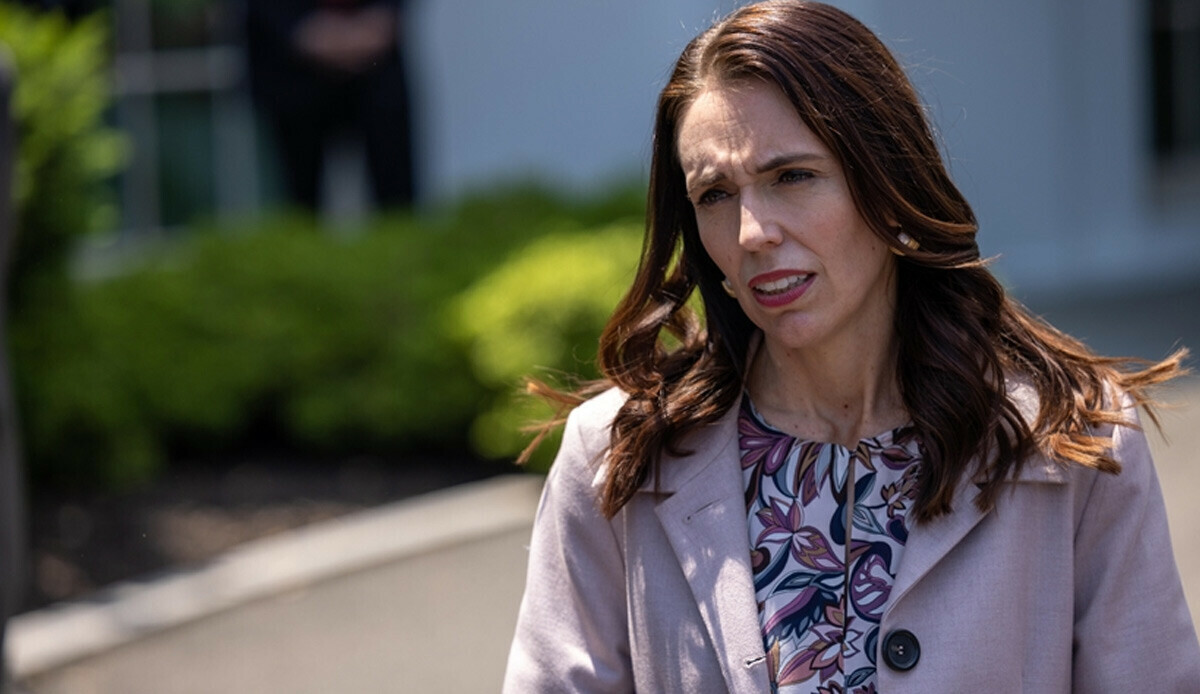 Önce başbakanlığı şimdi de siyaseti bıraktı: Ardern, parlamentoda vedasını duyurdu Önce başbakanlığı şimdi de siyaseti bıraktı: Ardern, parlamentoda vedasını duyurdu