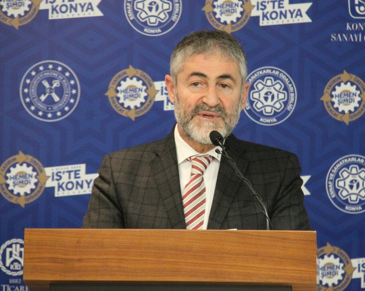 Bakan Nebati'den enflasyon mesajı: Gerileme kademe kademe sürecek